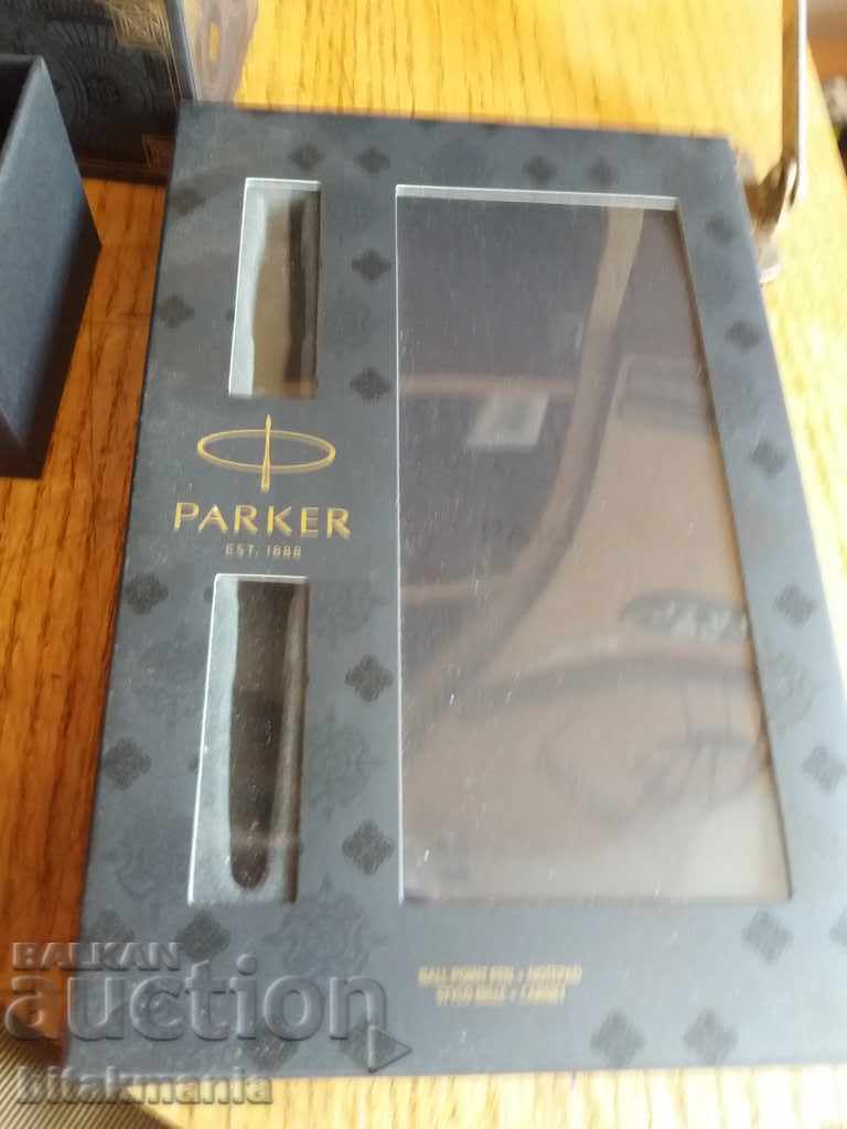 Delivery of Lot of beautiful packaging boxes - read the auction carefully Delivery of Lot of beautiful packaging boxes - read the auction carefully