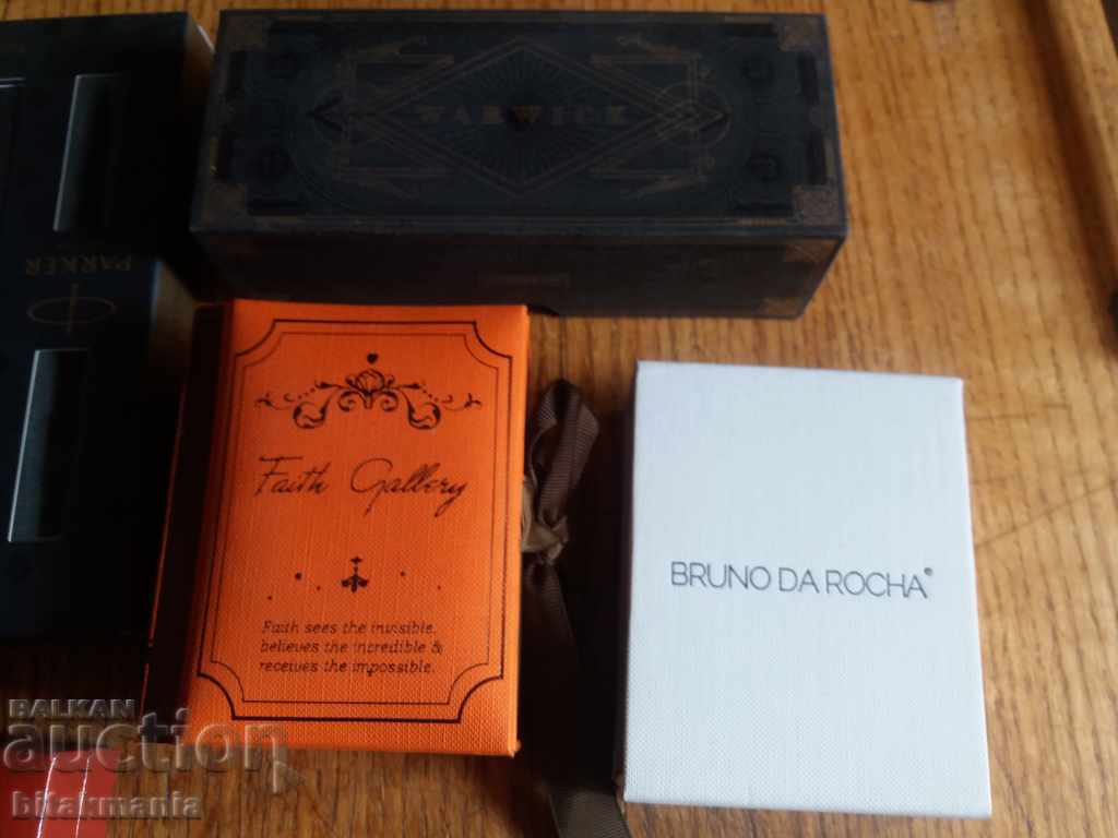 Lot of beautiful packaging boxes - read the auction carefully - 6 Lot of beautiful packaging boxes - read the auction carefully - 6