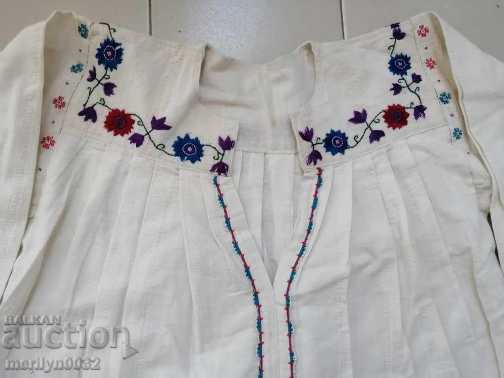 Women's shirt without skirt, hand embroidery, kenar cheiz costume with price 129.00 BGN | € 65.96 Women's shirt without skirt, hand embroidery, kenar cheiz costume with price 129.00 BGN | € 65.96
