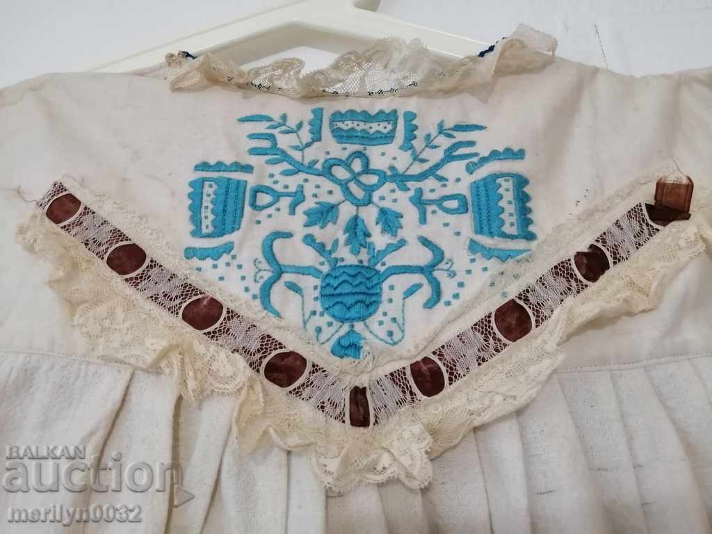 Licitație Cămașă bătrână broderie manuală chenar șezlong costum sukman