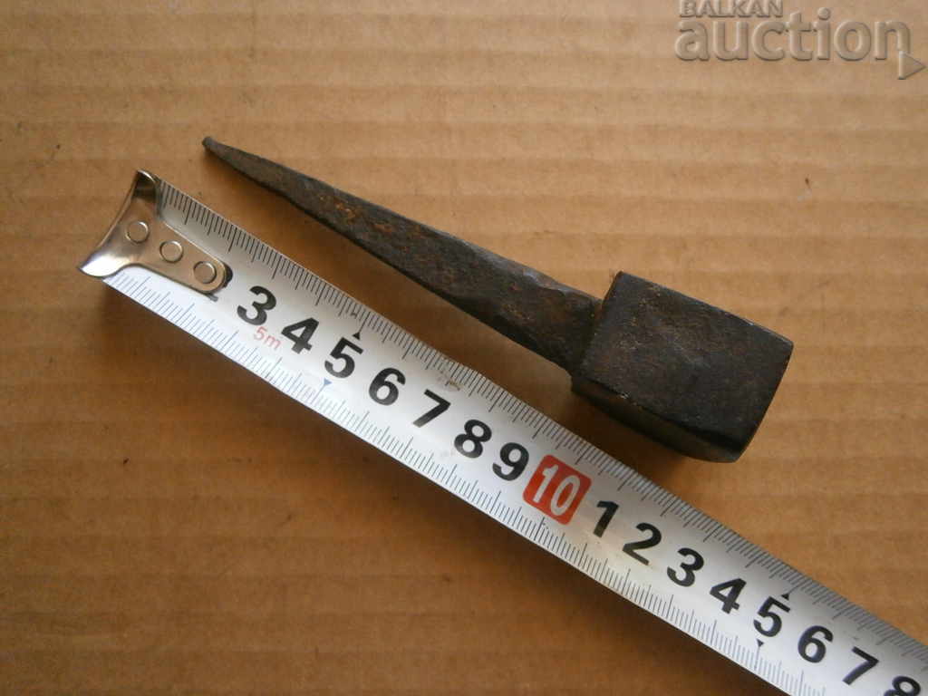 an ancient primitive anvil - 6 an ancient primitive anvil - 6