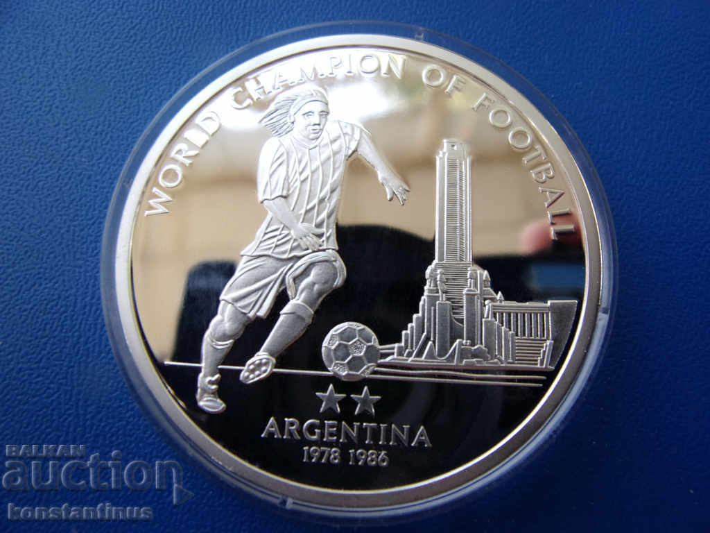 South Africa Football 2010 28 gr. 40mm. PROOF UNC Rare