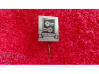 Old metal social badge needle TNTM Aytos
