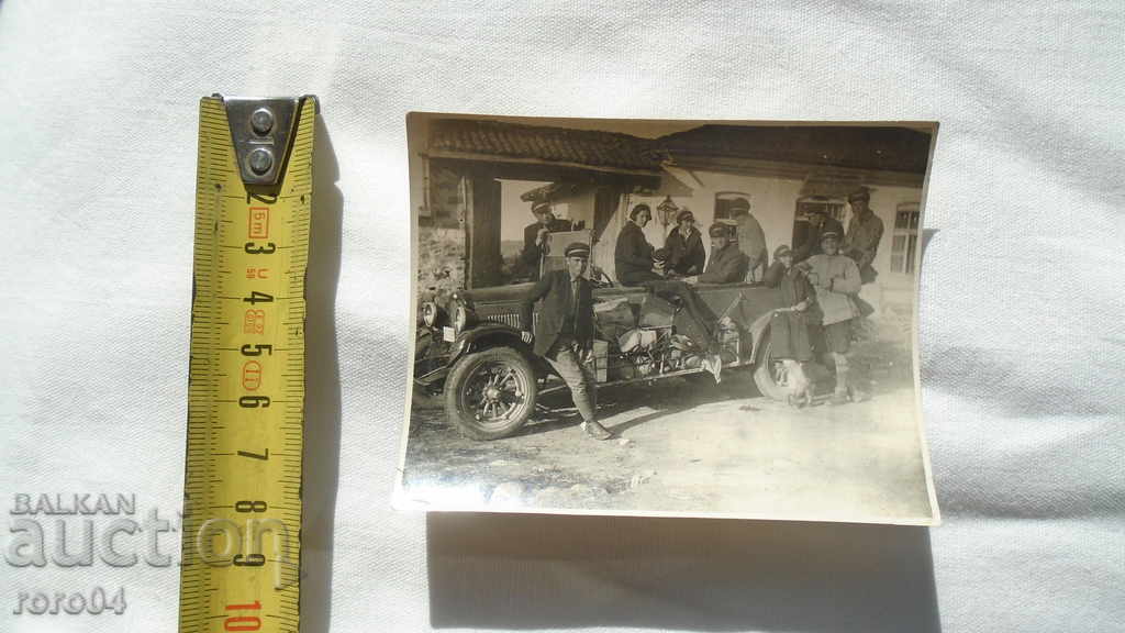 RETRO VEHICLE - 5 RETRO VEHICLE - 5