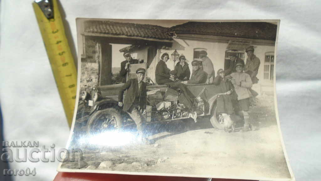 RETRO VEHICLE - 6 RETRO VEHICLE - 6