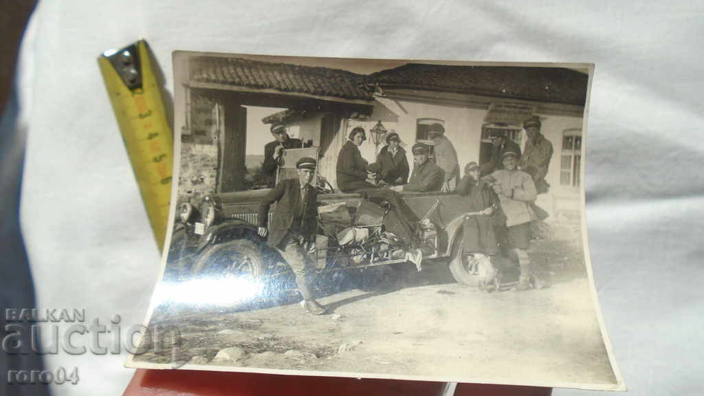 RETRO VEHICLE - 7 RETRO VEHICLE - 7