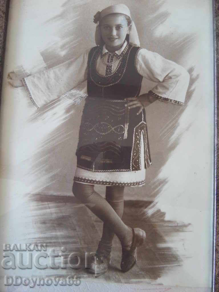 Photo by Zahariev with price 49.50 BGN | € 25.31 Photo by Zahariev with price 49.50 BGN | € 25.31