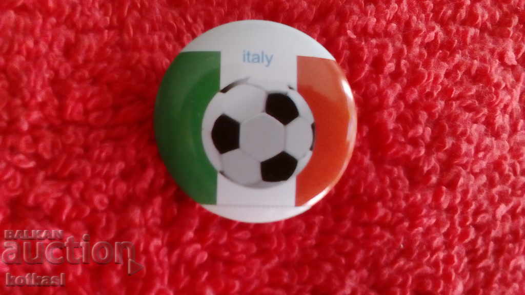 Old sport football badge Italy with price 3.50 BGN | € 1.79 Old sport football badge Italy with price 3.50 BGN | € 1.79