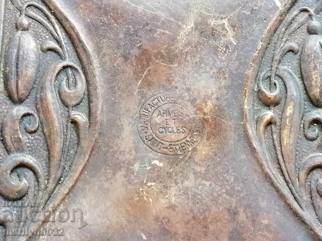 Auction  Joker door case