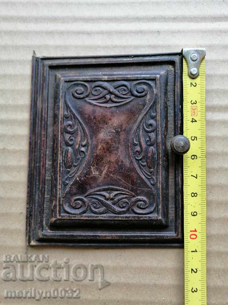 Delivery of Joker door case