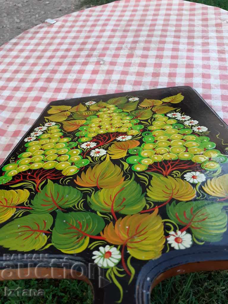 Auction Old Cutting Board Auction Old Cutting Board