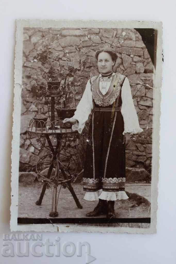 HOME OF THE 20TH CENTURY PHOTO SUKMAN SAYA SHIRT WEAR with price 20.00 BGN | € 10.23 HOME OF THE 20TH CENTURY PHOTO SUKMAN SAYA SHIRT WEAR with price 20.00 BGN | € 10.23