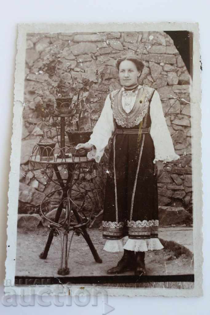 Auction HOME OF THE 20TH CENTURY PHOTO SUKMAN SAYA SHIRT WEAR Auction HOME OF THE 20TH CENTURY PHOTO SUKMAN SAYA SHIRT WEAR