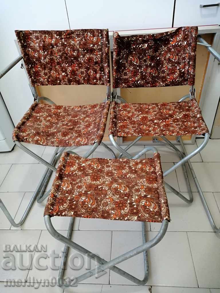 Set turistic scaune masă valiză 1984 GDR cu preț 145.00 BGN | € 74.14