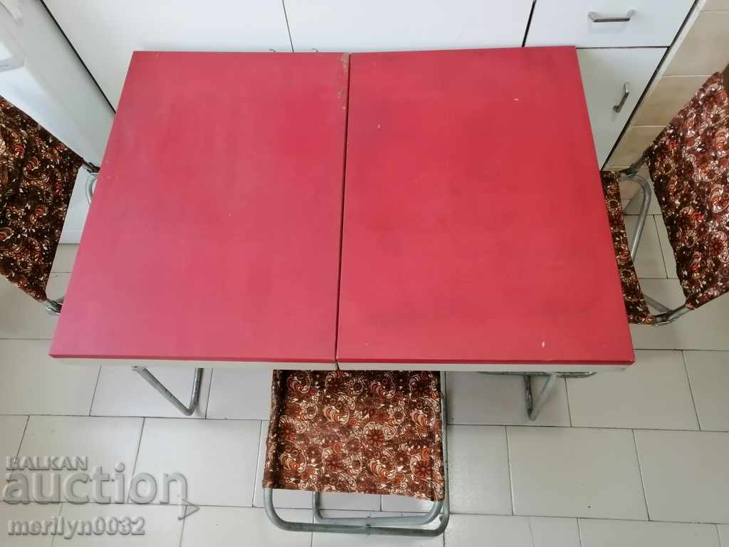 Livrarea Set turistic scaune masă valiză 1984 GDR