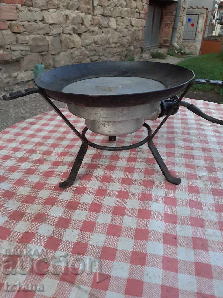 Old electric hotplate, hotplate with price 35.00 BGN | € 17.90 Old electric hotplate, hotplate with price 35.00 BGN | € 17.90