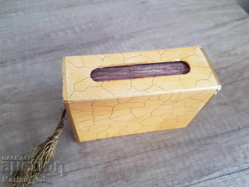 Auction An old collectible match Auction An old collectible match