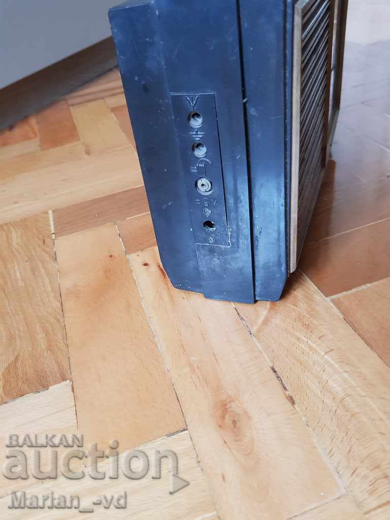 Old radio "Giala 404" - 6