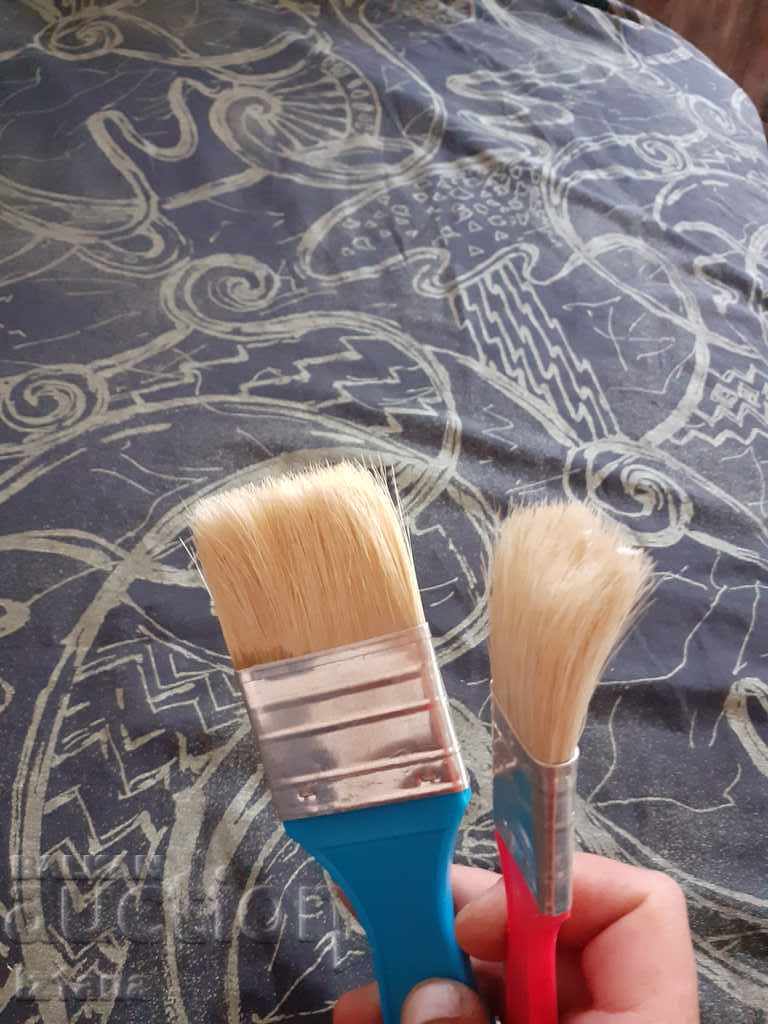 Delivery of Old brush, paint brushes Delivery of Old brush, paint brushes
