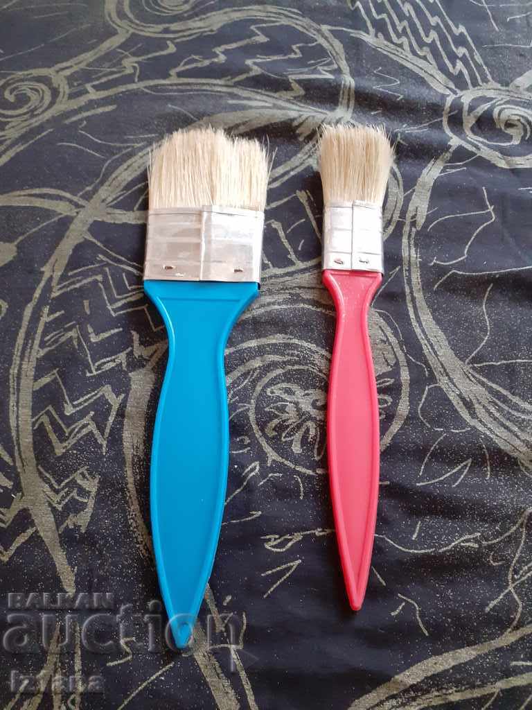 Old brush, paint brushes