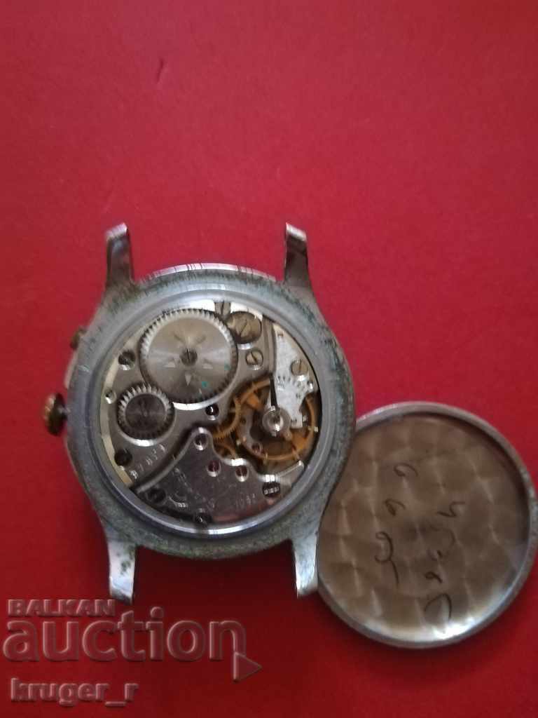 Ένα σπάνιο ρολόι PETRODVORETS για τυφλούς με τιμή 25.00 BGN | € 12.78 Ένα σπάνιο ρολόι PETRODVORETS για τυφλούς με τιμή 25.00 BGN | € 12.78