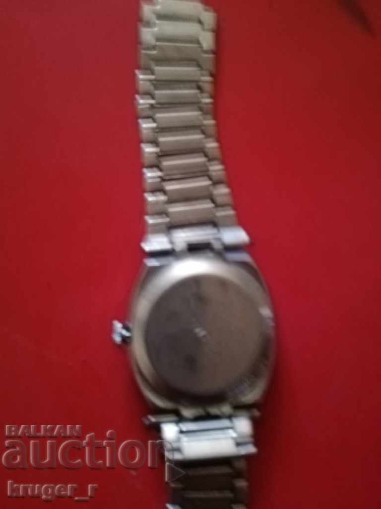 Аукцион Часовник Poljot