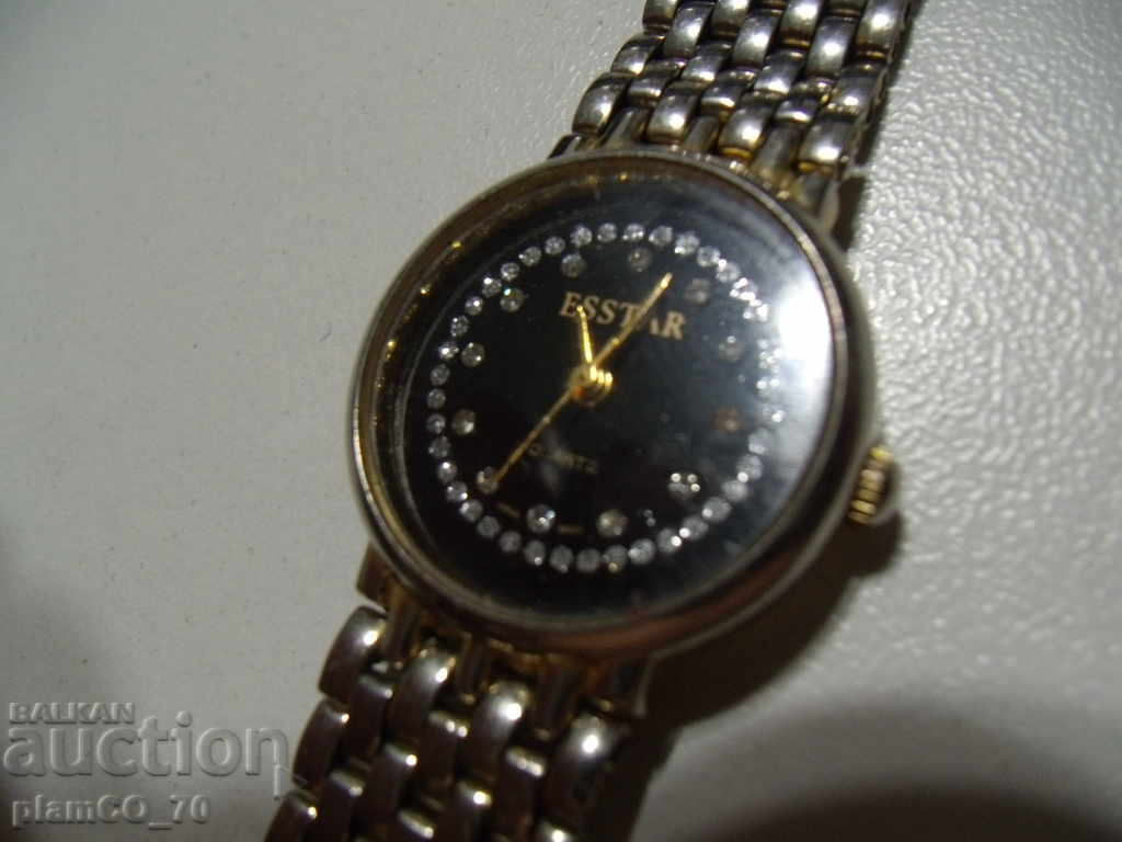 №*4542 стар дамски часовник ESSTAR