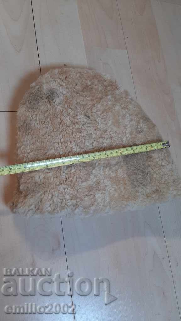 Черкезки калпак агнешка или овча кожа с цена 49.00 лв. | € 25.05