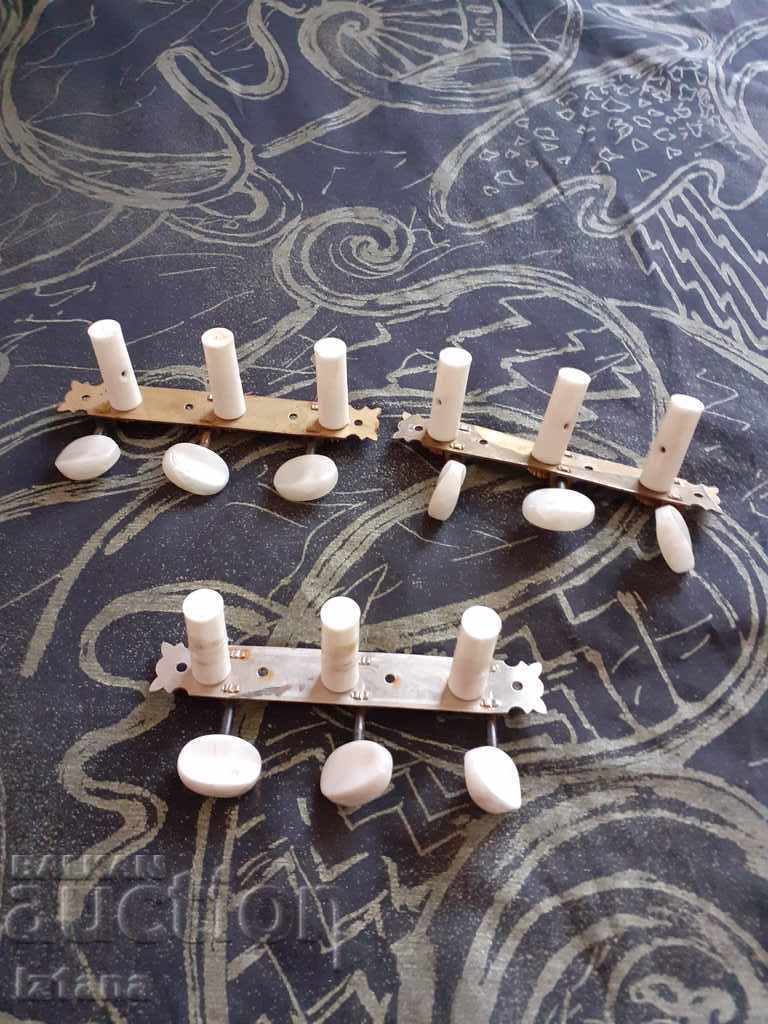 Old tensioners, string keys Old tensioners, string keys