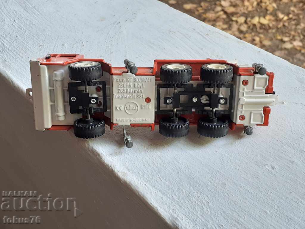 FIRE - RARE COLLECTOR TOY - SIKU 2914 - 5 FIRE - RARE COLLECTOR TOY - SIKU 2914 - 5