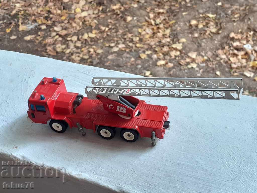 FIRE - RARE COLLECTOR TOY - SIKU 2914 - 6 FIRE - RARE COLLECTOR TOY - SIKU 2914 - 6