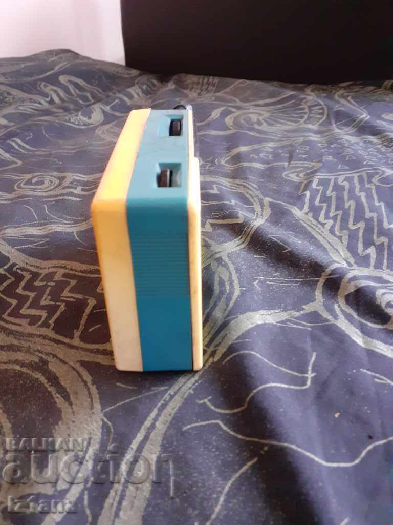 Old radio, Gala Harvard radio receiver with price 27.00 BGN | € 13.80 Old radio, Gala Harvard radio receiver with price 27.00 BGN | € 13.80