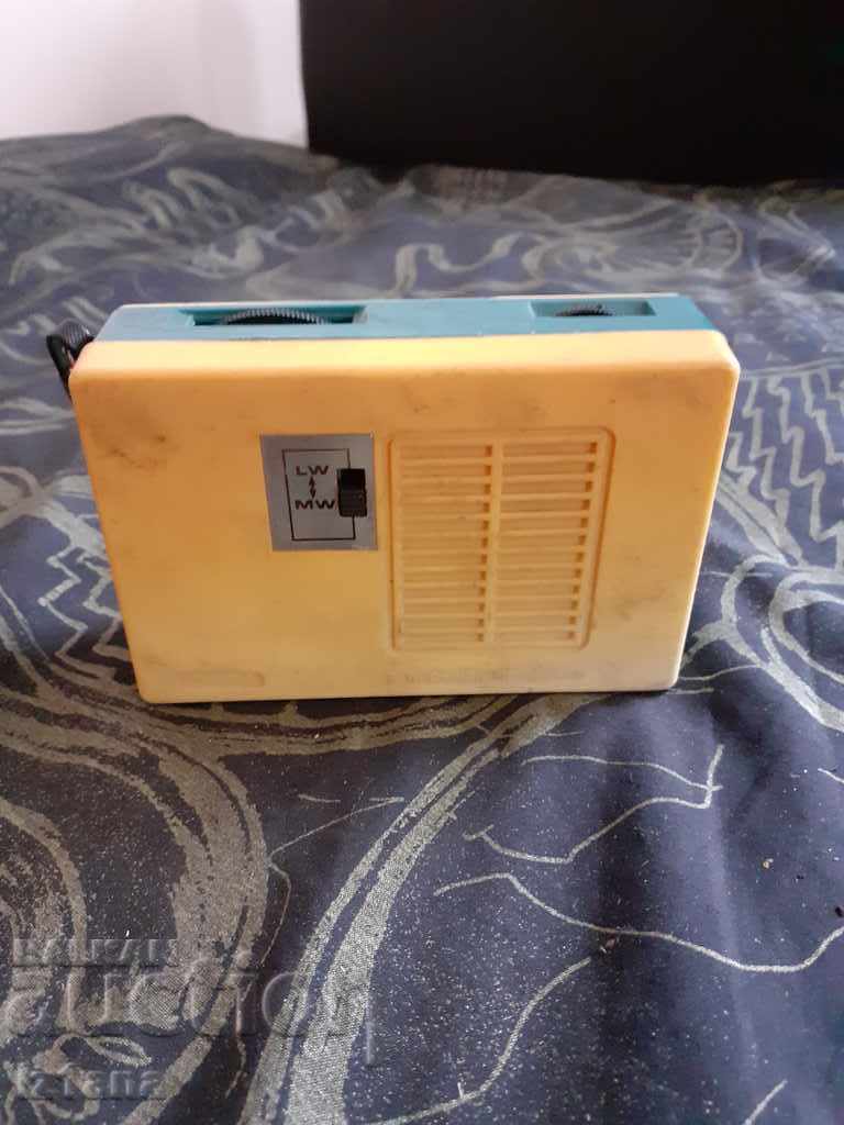 Auction Old radio, Gala Harvard radio receiver Auction Old radio, Gala Harvard radio receiver