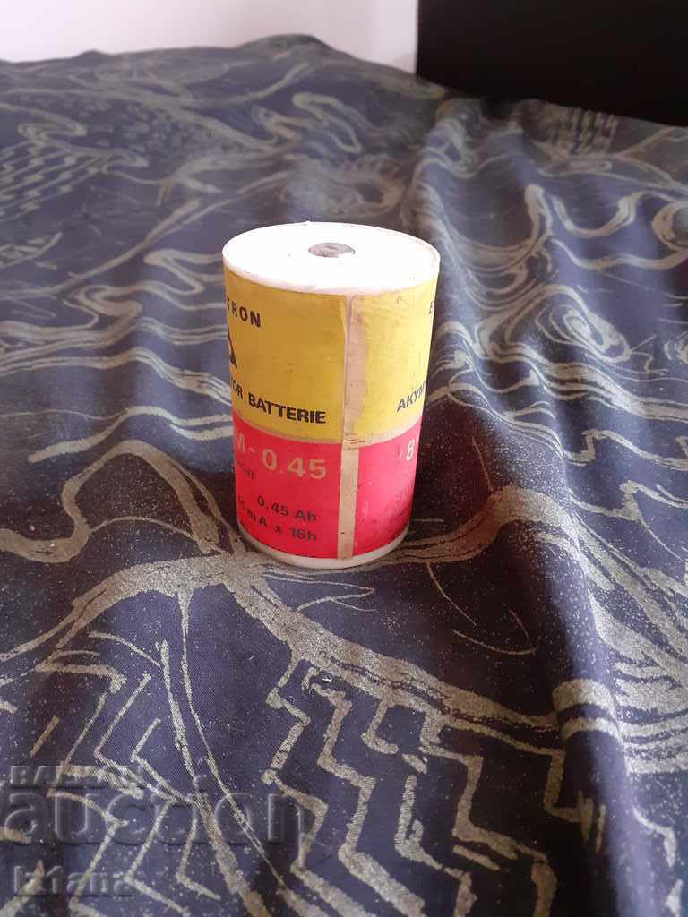 Old Electronic Battery with price 16.00 BGN | € 8.18 Old Electronic Battery with price 16.00 BGN | € 8.18