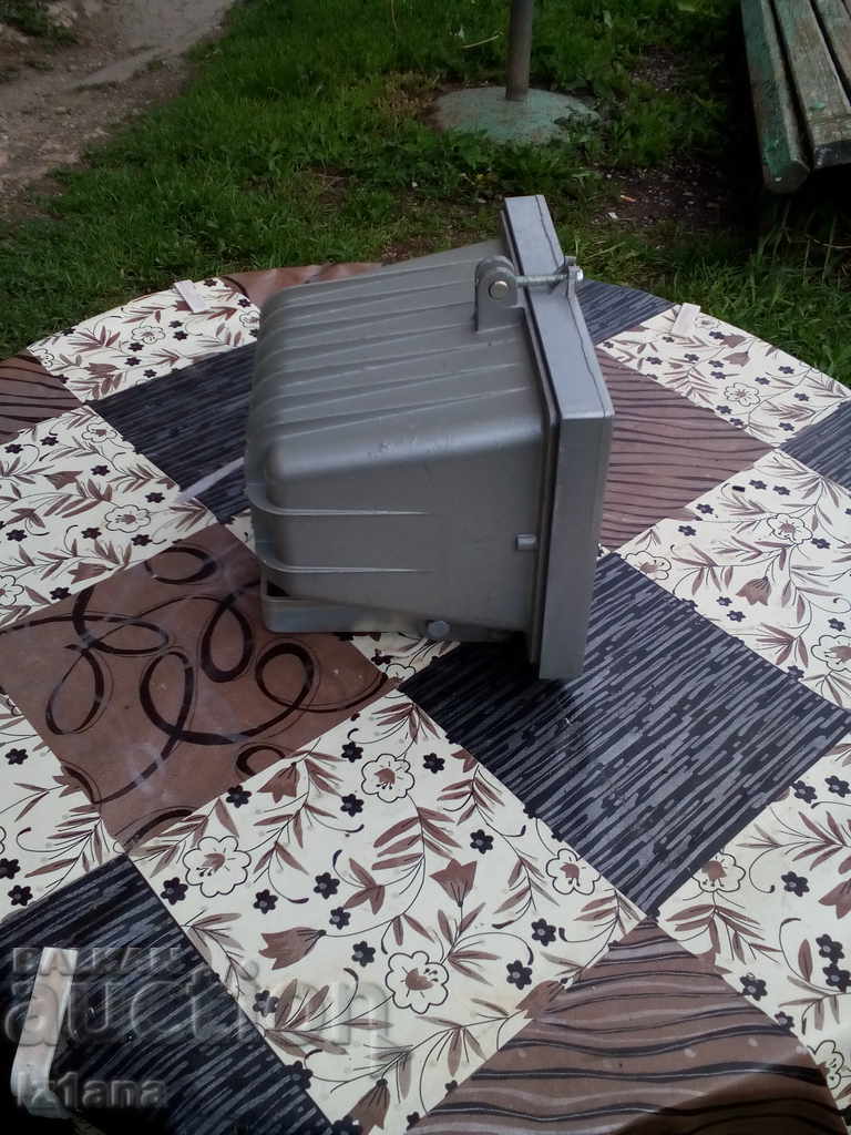 Δημοπρασία Παλιό λάμπα, προβολέας Δημοπρασία Παλιό λάμπα, προβολέας