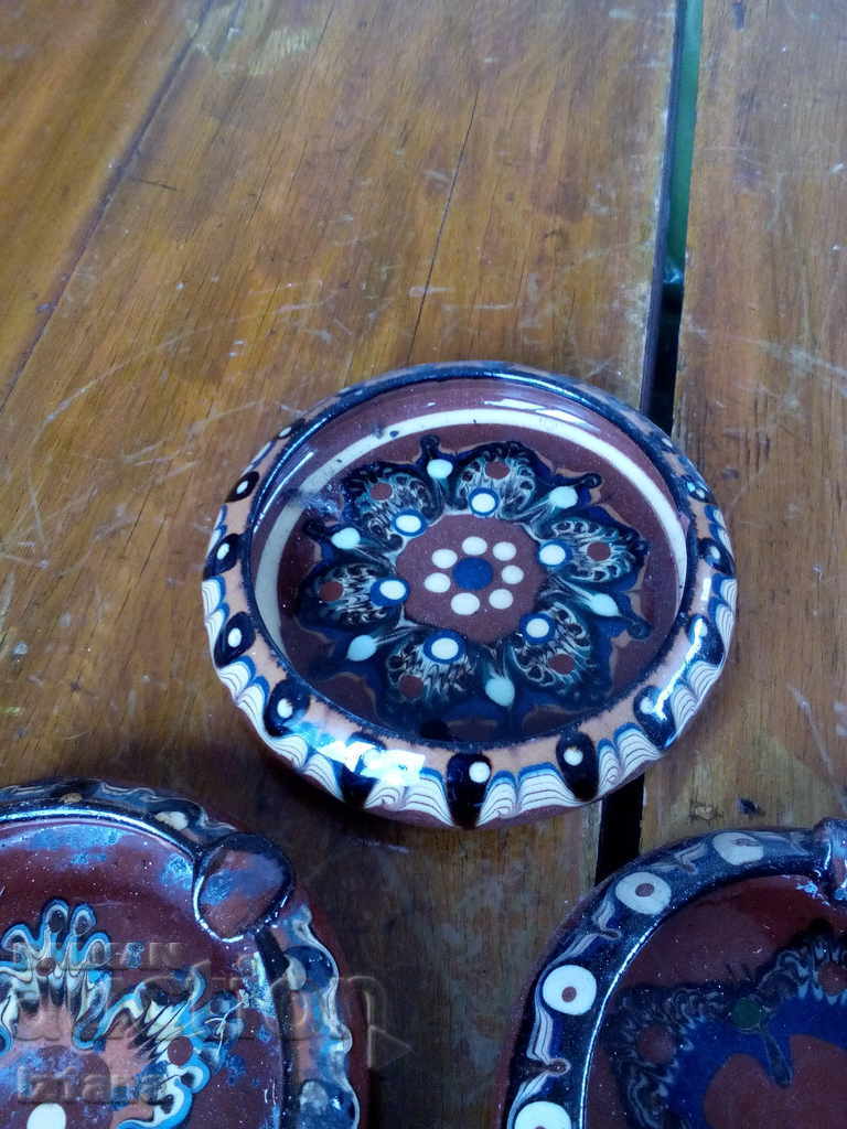 Παράδοση Στάχτη παλαιού κεραμικού, σταχτοδοχεία Παράδοση Στάχτη παλαιού κεραμικού, σταχτοδοχεία