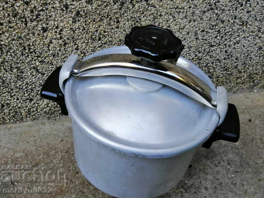 Livrarea Oala sub presiune din URSS Livrarea Oala sub presiune din URSS