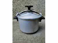 Oala sub presiune din URSS