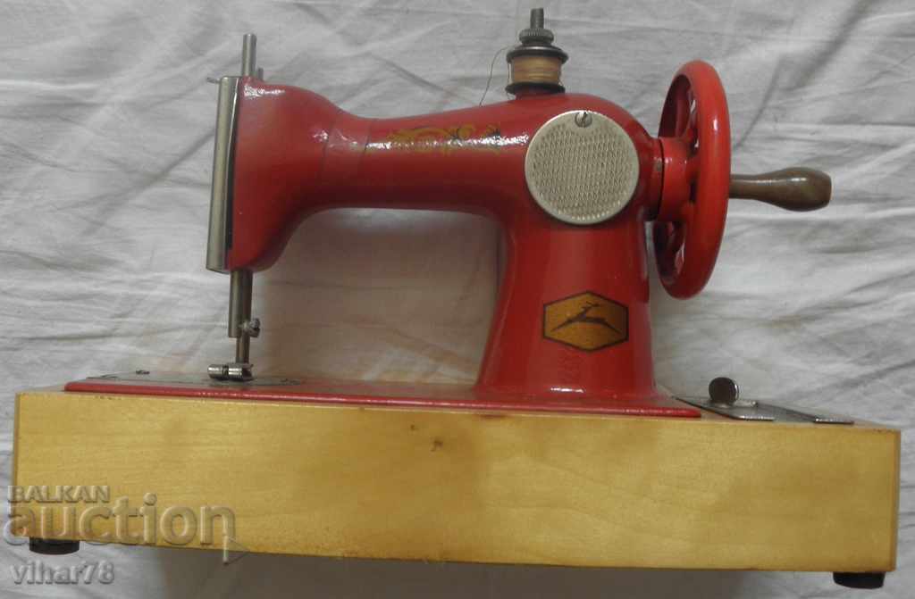SMALL OLD SEWING MACHINE-NUMBER 2 with price 199.99 BGN | € 102.25 SMALL OLD SEWING MACHINE-NUMBER 2 with price 199.99 BGN | € 102.25