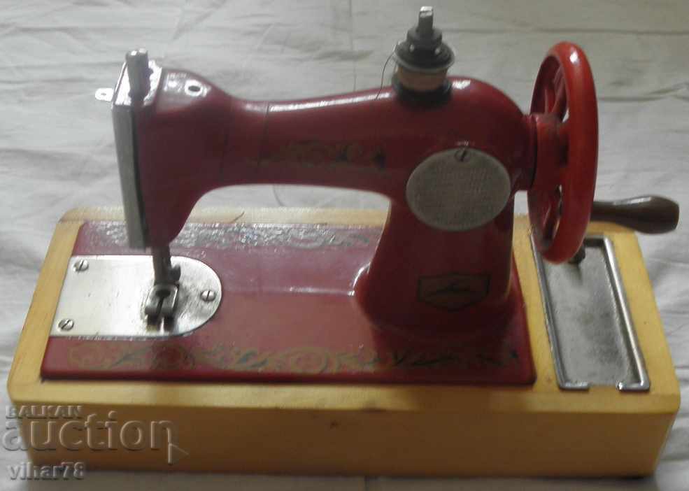 SMALL OLD SEWING MACHINE-NUMBER 2 - 6 SMALL OLD SEWING MACHINE-NUMBER 2 - 6