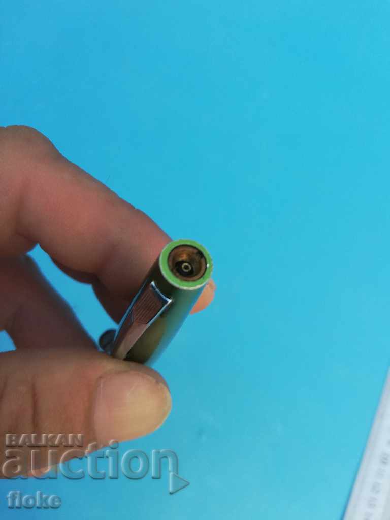 Lighter-retro with price 15.00 BGN | € 7.67 Lighter-retro with price 15.00 BGN | € 7.67