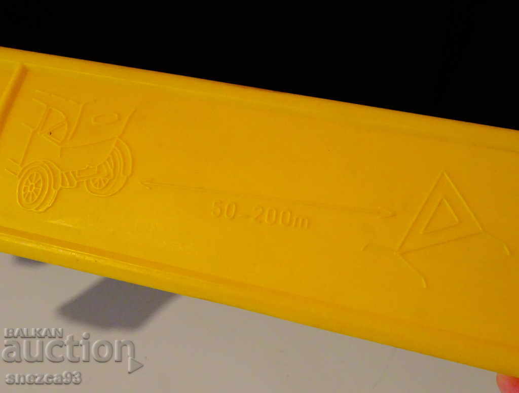 Δημοπρασία Νέο τρίγωνο ασφαλείας αυτοκινήτου Belmic Δημοπρασία Νέο τρίγωνο ασφαλείας αυτοκινήτου Belmic