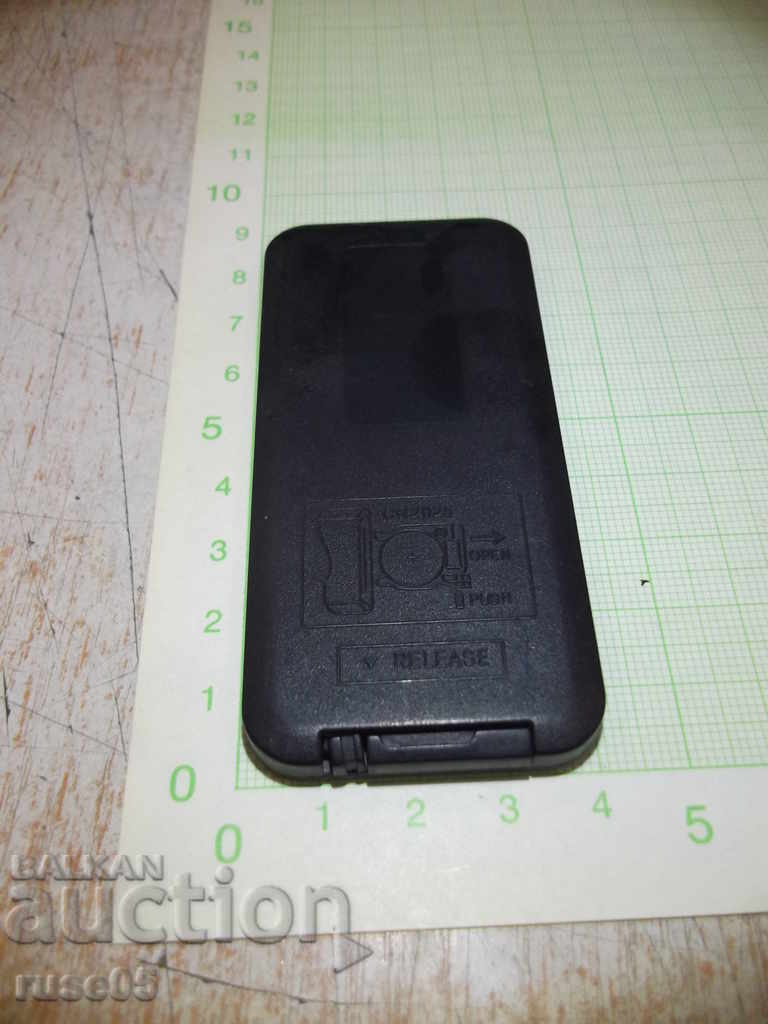 Auction Remote "Car - mp 4" working Auction Remote "Car - mp 4" working