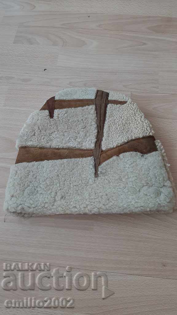 Δημοπρασία Δερμάτινο καπέλο αρνί ή πρόβατο