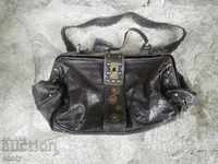 Italian leather women's bag.