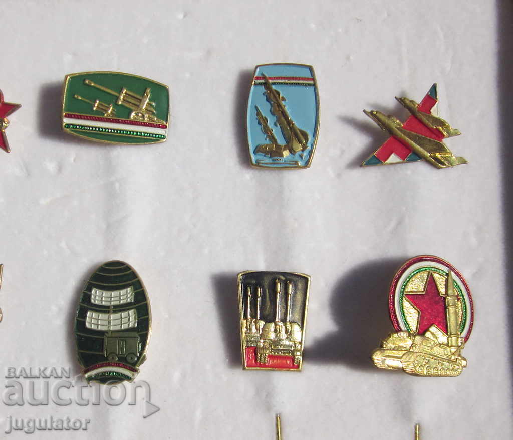 collection of old Hungarian military insignia badges in a box - 5 collection of old Hungarian military insignia badges in a box - 5