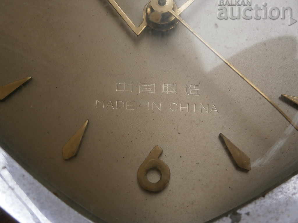 Delivery of NOT working alarm clock 70s MADE IN CHINA vintage retro