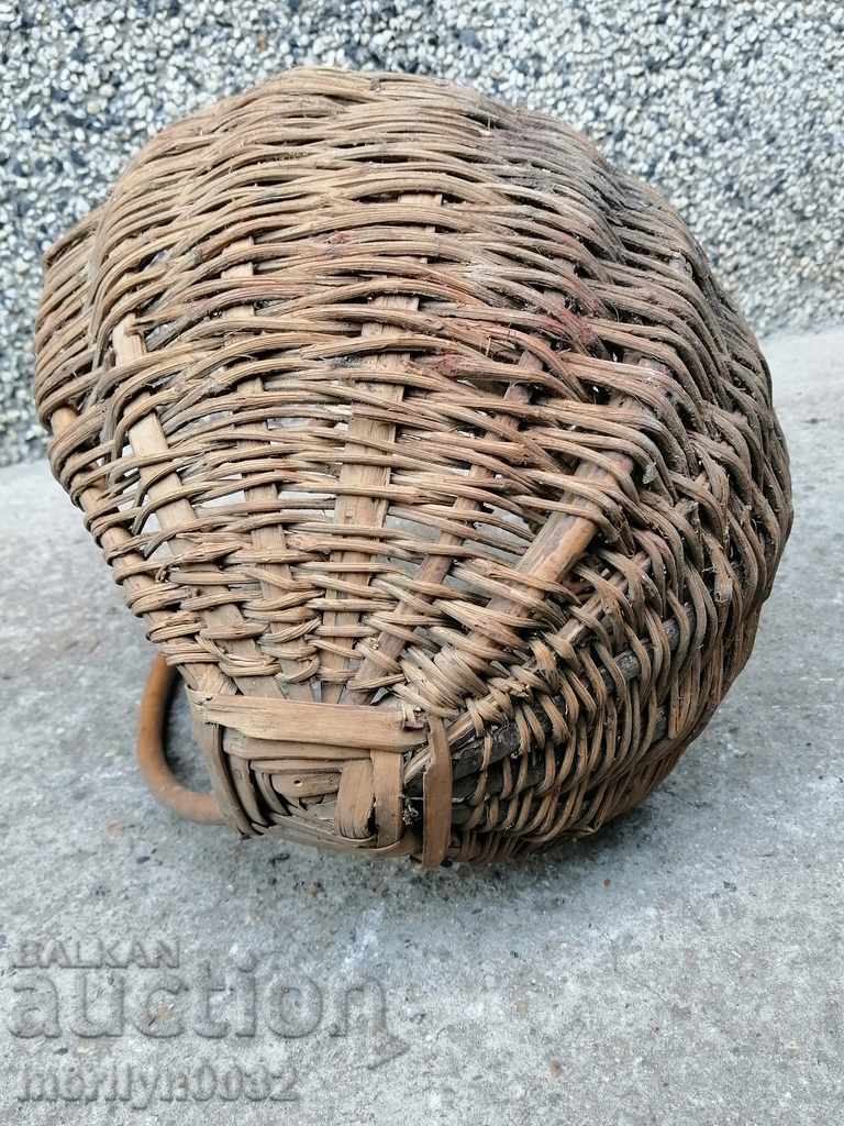 Old wicker basket, wooden, basket, paneer - 6 Old wicker basket, wooden, basket, paneer - 6