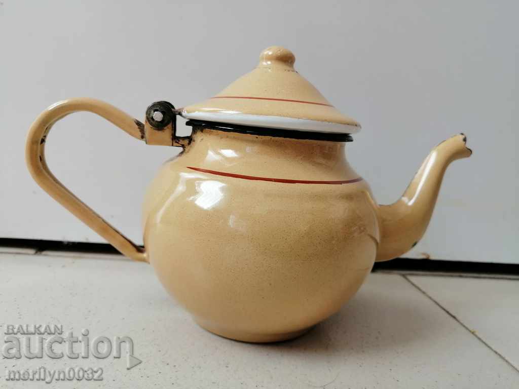 Εμαγιέ τσαγιέρα σοβιετικής εποχής, σκεύος με σμάλτο ΕΣΣΔ με τιμή 43.00 BGN | € 21.99 Εμαγιέ τσαγιέρα σοβιετικής εποχής, σκεύος με σμάλτο ΕΣΣΔ με τιμή 43.00 BGN | € 21.99