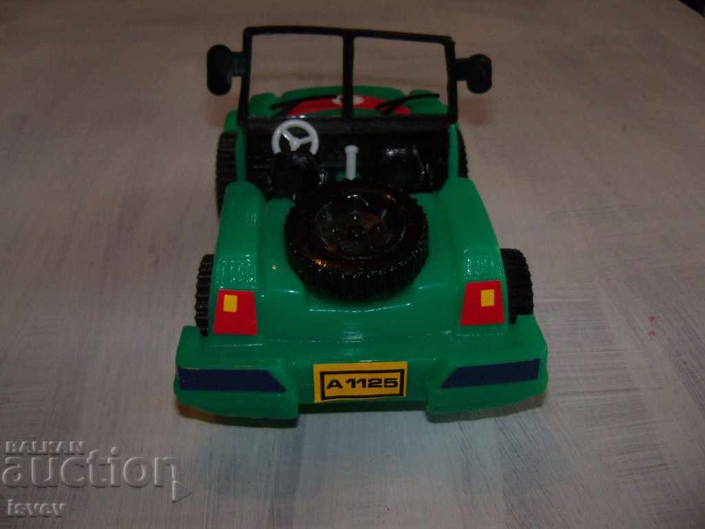 Green plastic buggy social toy in excellent condition - 5 Green plastic buggy social toy in excellent condition - 5